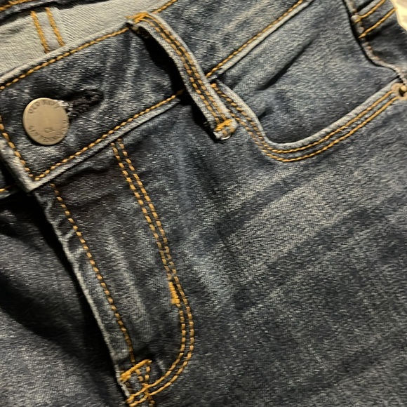 OLD NAVY Rockstar Midrise Ankle Jeans Size 4 NWOT - Picture 6 of 9